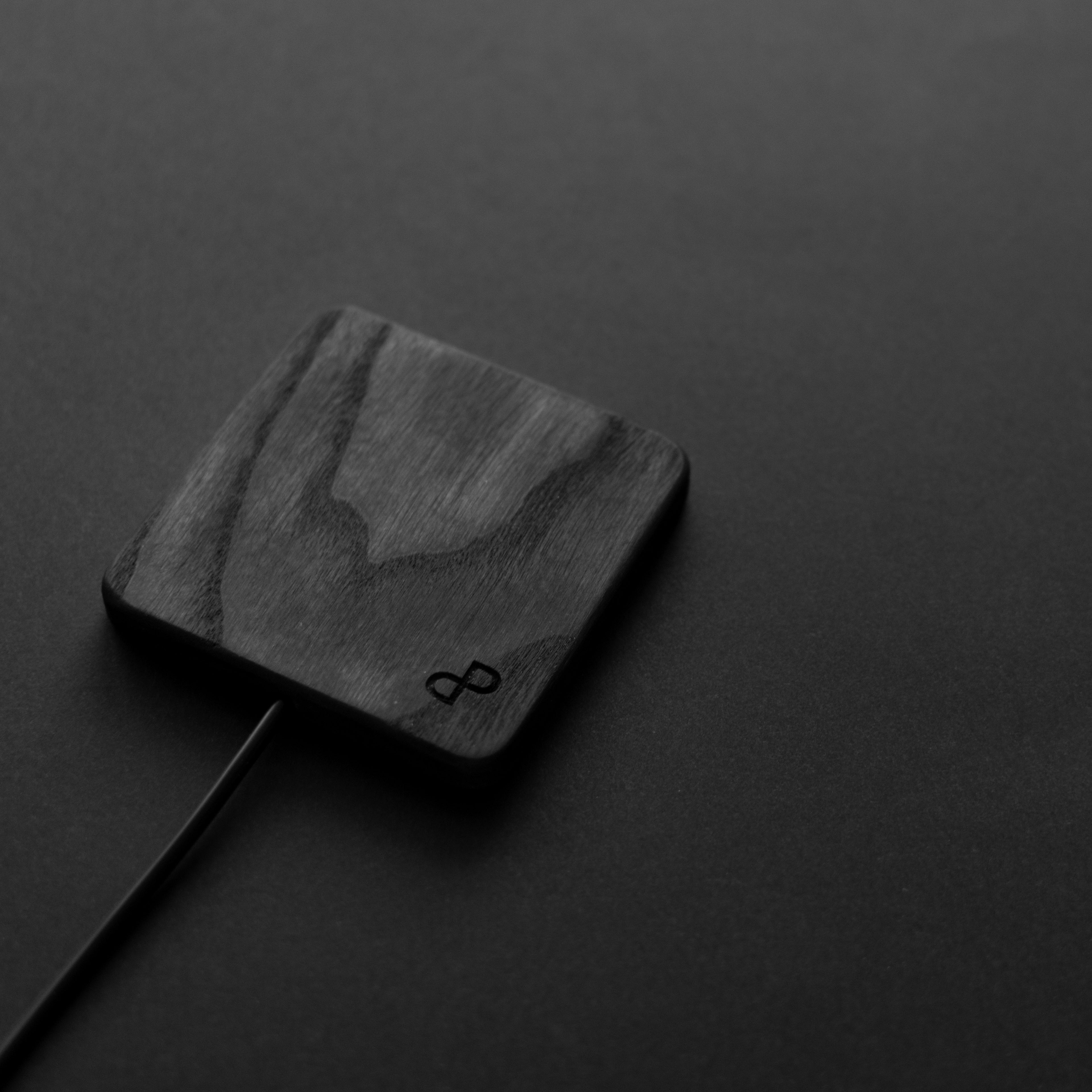 Wooden wireless charger